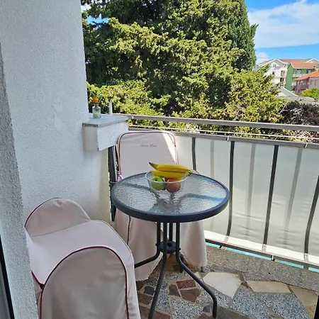 Apartment Jelena *