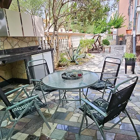 Jelena Apartment *