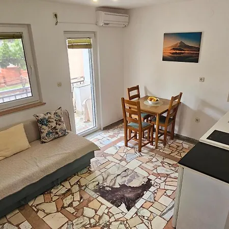 Apartment Jelena Biograd Na Moru