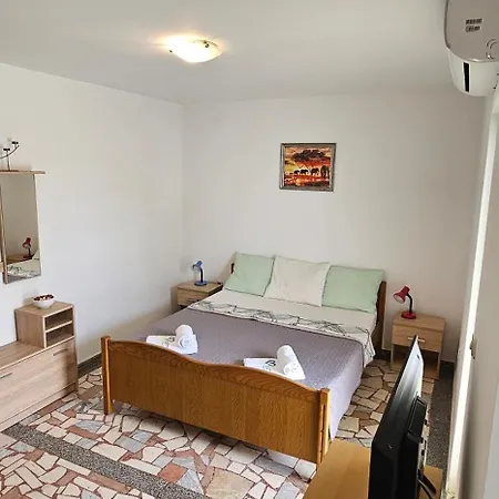 Appartement Jelena Biograd Na Moru