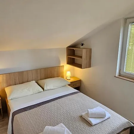 Jelena Apartament Biograd Na Moru